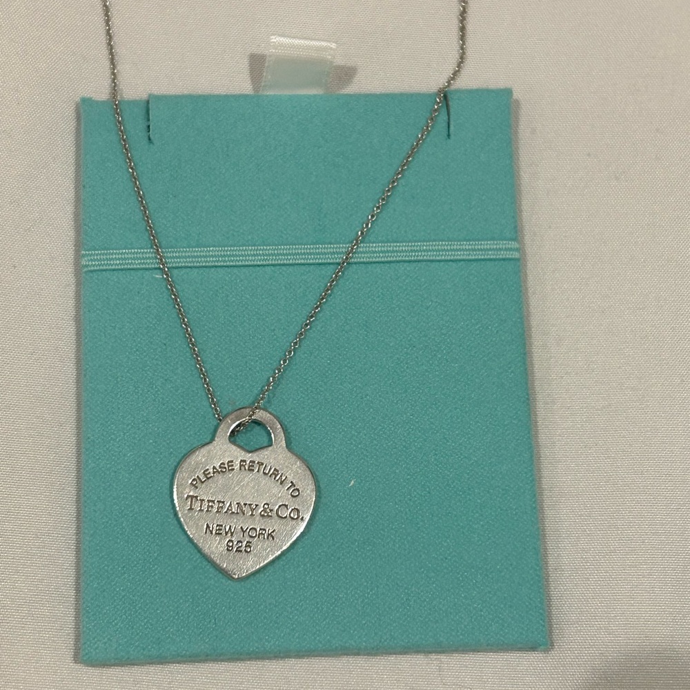 Please return to Tiffany Heart tag necklace